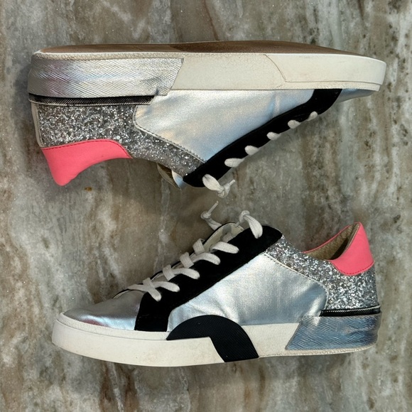 Women’s DOLCE VITA Zina low top sneakers in dark silver- Size 8 - Picture 10 of 13